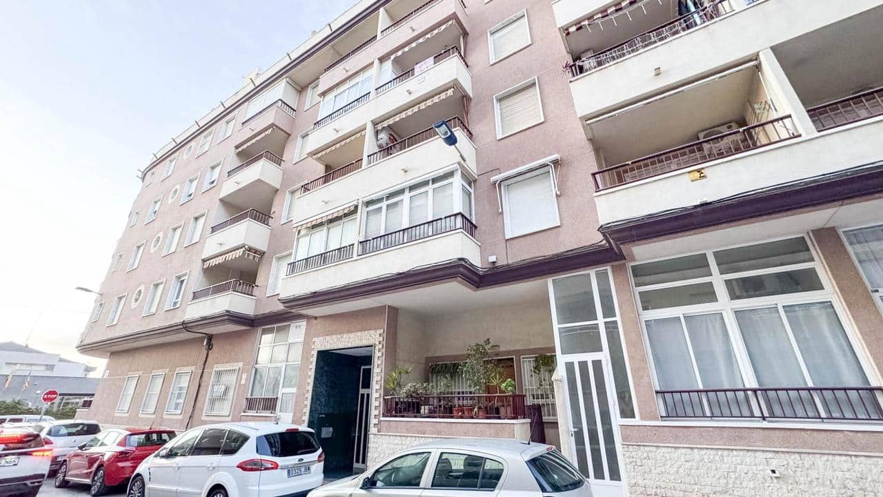3 slaapkamer Appartement te koop in Torrevieja - € 150.000 (Ref: 9468113)