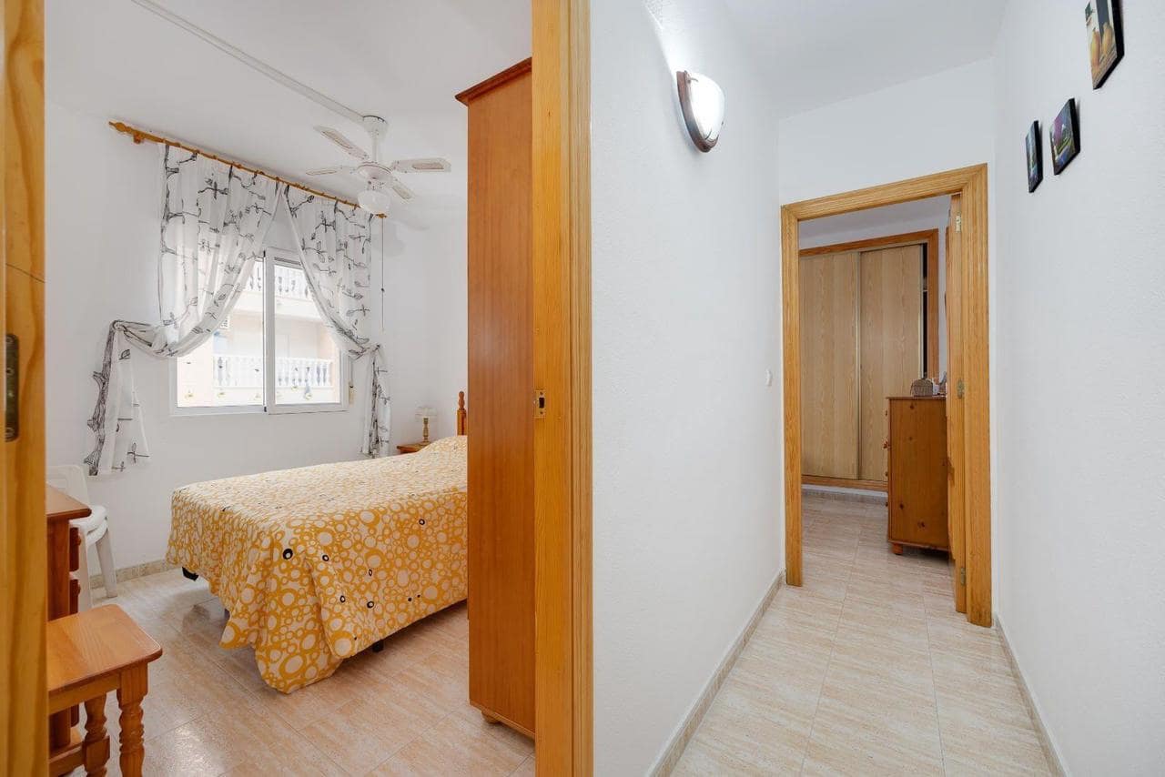 3 soverom Leilighet til salgs i Torrevieja med svømmebasseng - € 159 969 (Ref: 9468114)