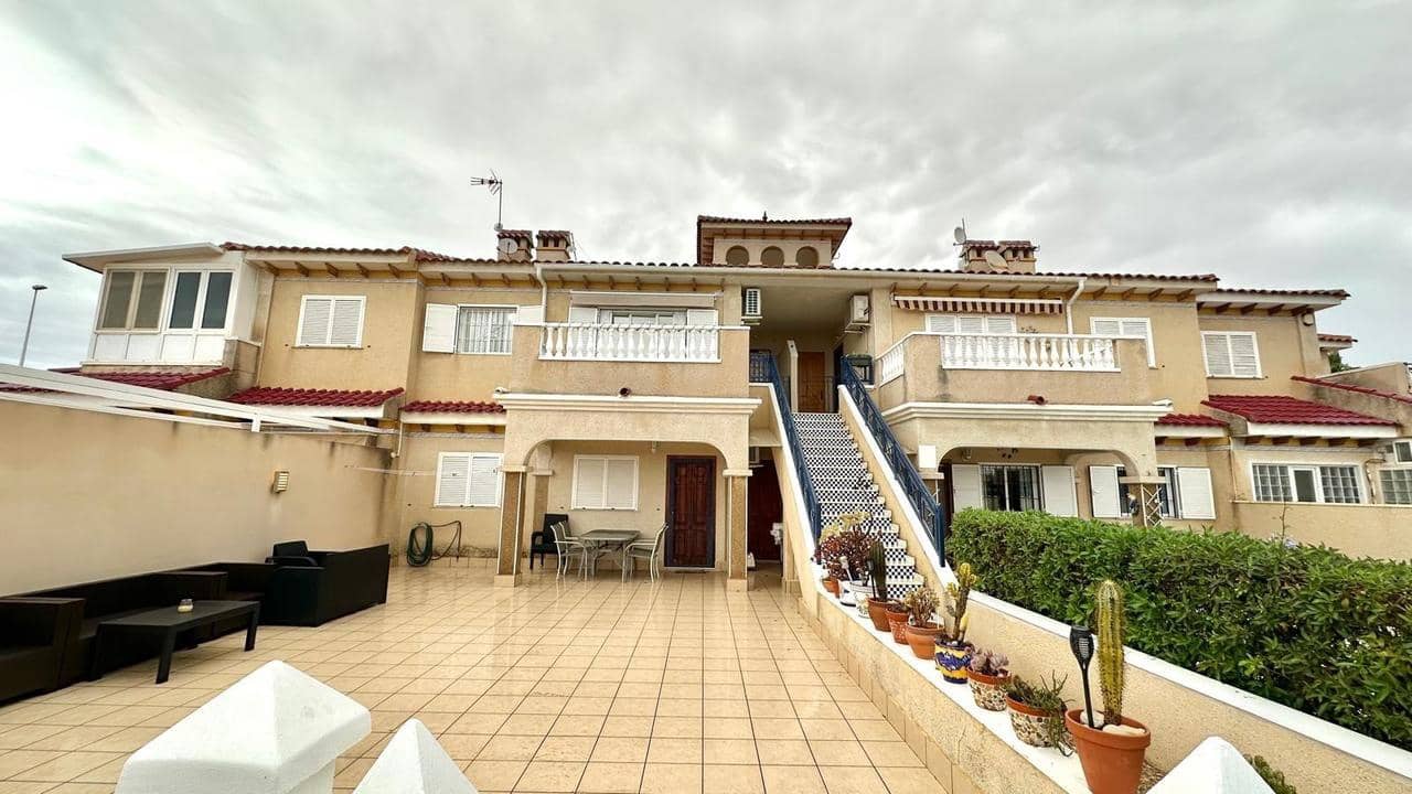 1 Zimmer Bungalow zu verkaufen in Orihuela Costa mit Pool - 170.000 € (Ref: 9468115)