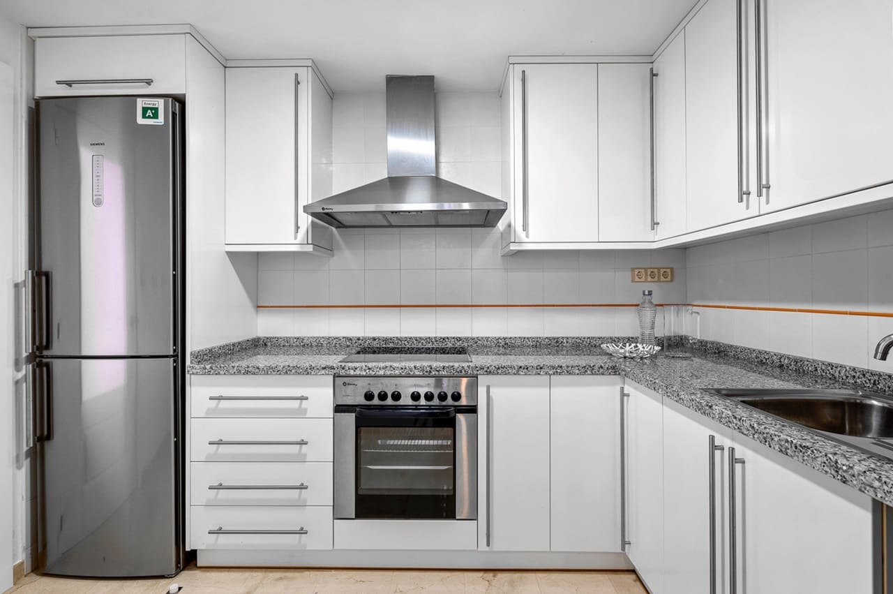 1 soverom Leilighet til salgs i Finestrat med svømmebasseng garasje - € 305 000 (Ref: 9470298)