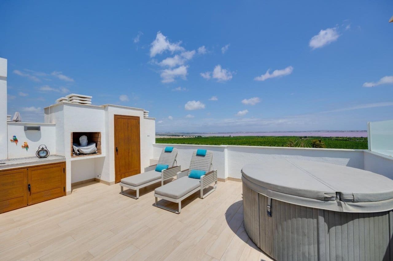 2 quarto Penthouse para venda em Los Balcones com piscina garagem - 289 500 € (Ref: 9470883)