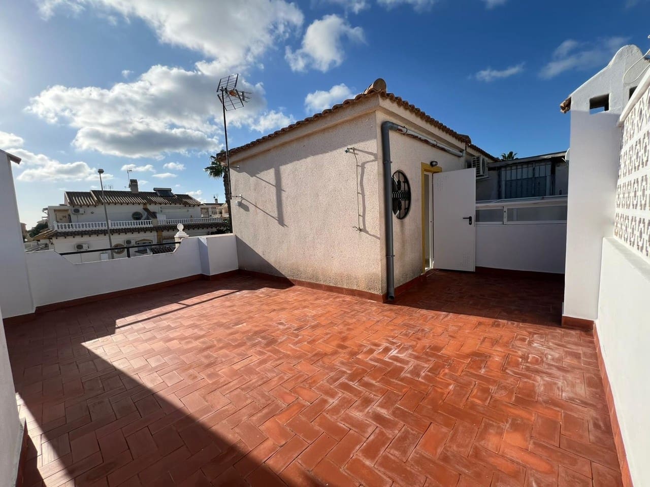 3 slaapkamer Huis te koop in Orihuela Costa - € 210.000 (Ref: 9470889)