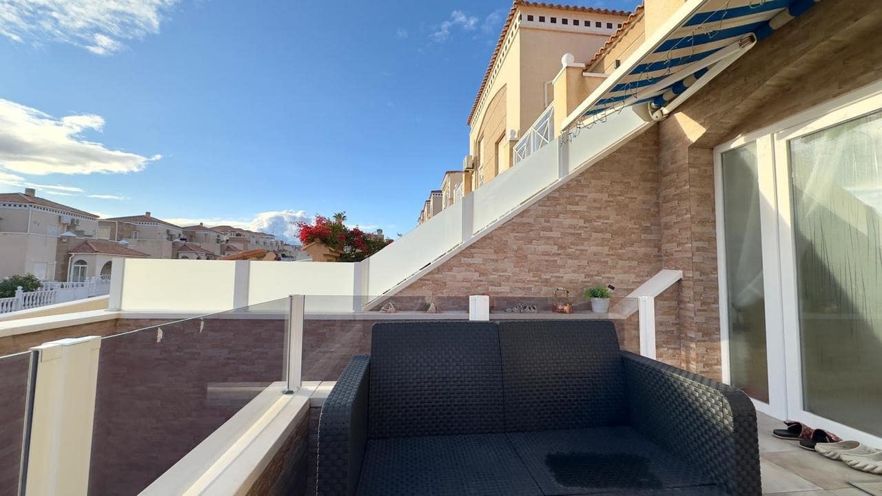2 Zimmer Bungalow zu verkaufen in Torrevieja mit Pool - 199.900 € (Ref: 9471138)