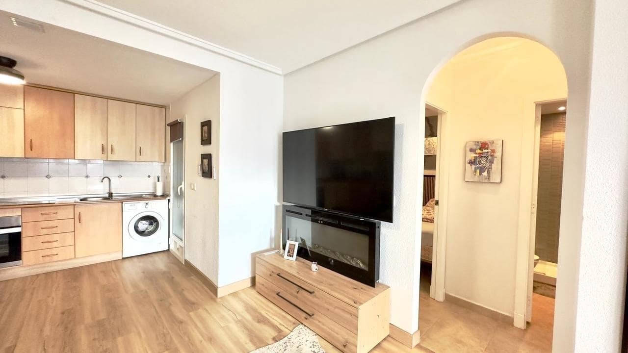 2 Zimmer Bungalow zu verkaufen in Torrevieja mit Pool - 199.900 € (Ref: 9471138)