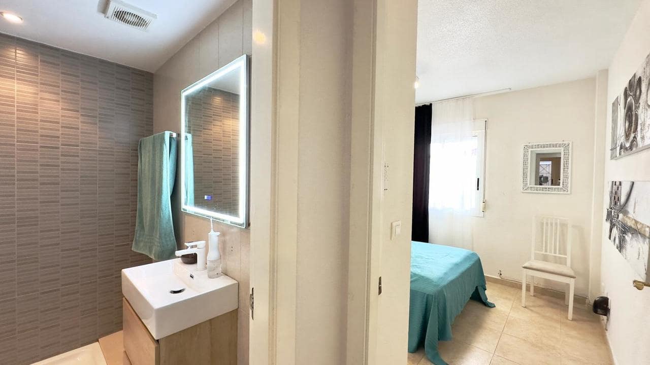 2 Zimmer Bungalow zu verkaufen in Torrevieja mit Pool - 199.900 € (Ref: 9471138)