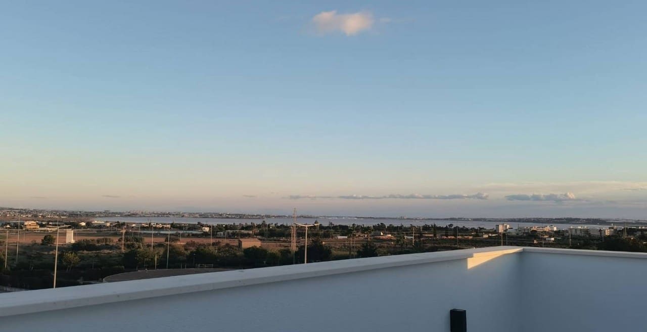 5 bedroom Villa for sale in Los Montesinos - € 780,000 (Ref: 9473771)