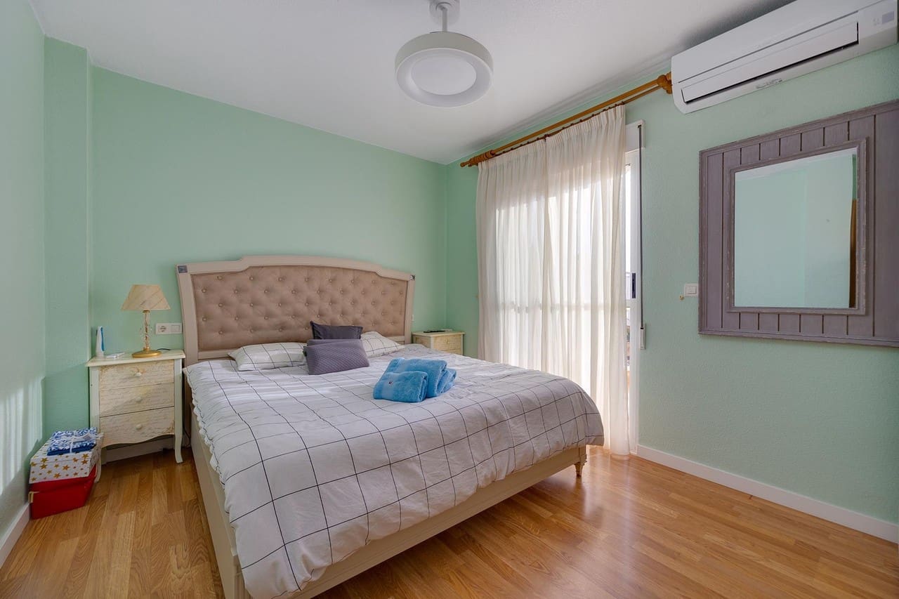 3 slaapkamer Villa te koop in Torrevieja - € 310.000 (Ref: 9475898)