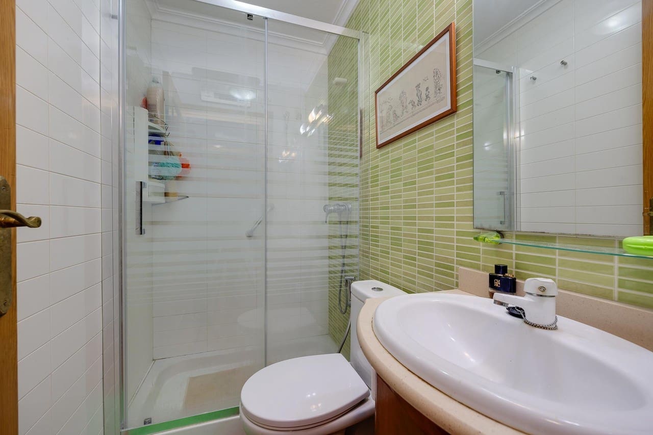 4 Zimmer Villa zu verkaufen in Orihuela Costa - 225.000 € (Ref: 9475899)