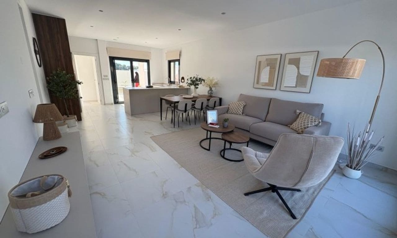 3 makuuhuone Huvila myytävänä paikassa Pinar de Campoverde - 431 500 € (Ref: 9475902)