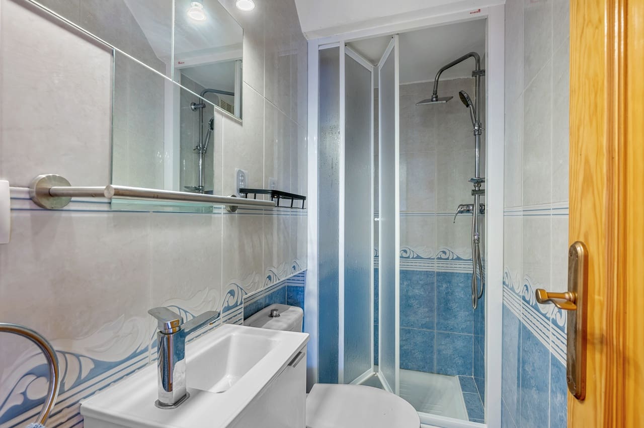 3 bedroom Townhouse for sale in Los Montesinos with pool garage - € 169,000 (Ref: 9478545)