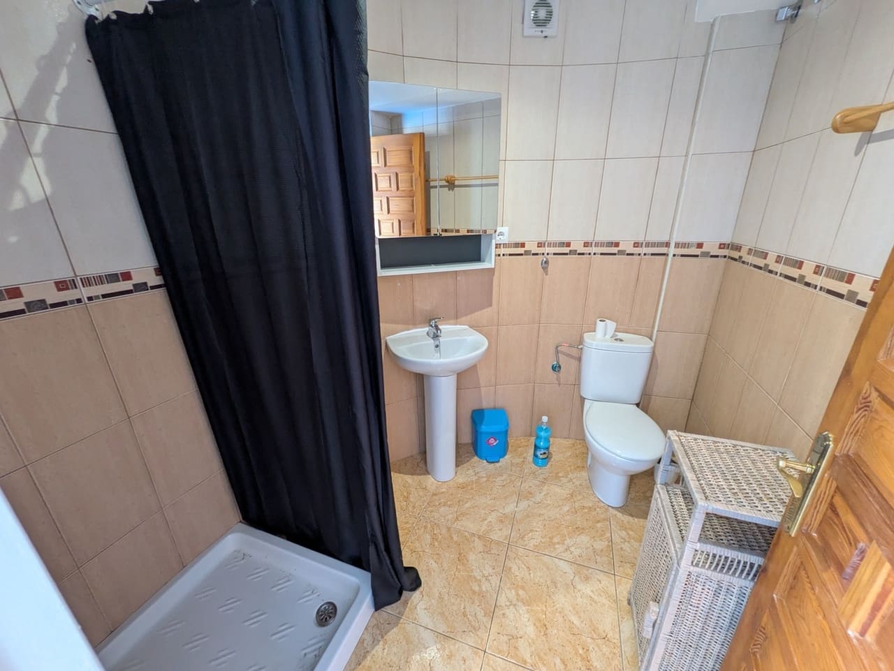 6 bedroom Villa for sale in Orihuela Costa - € 550,000 (Ref: 9481875)