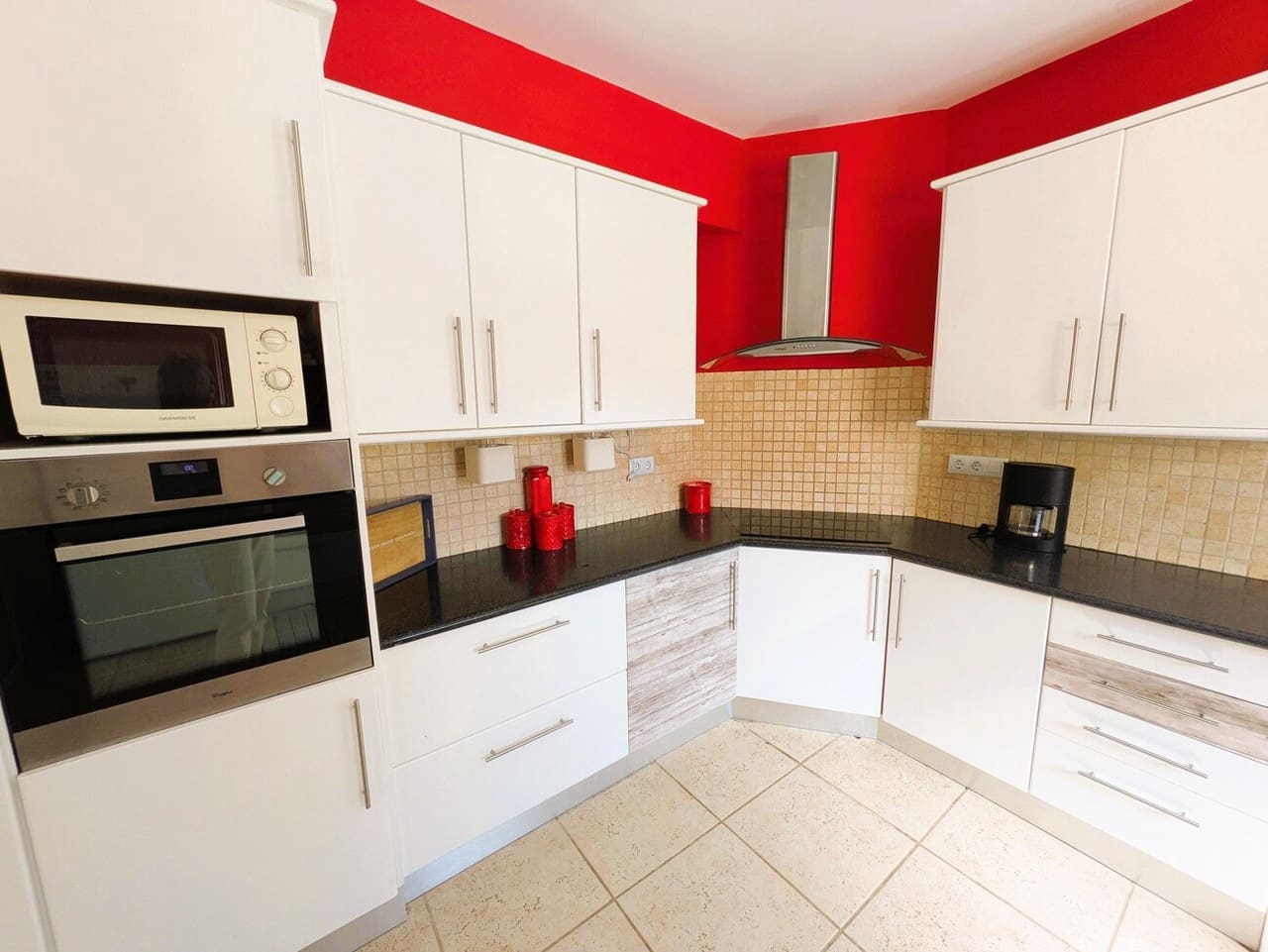 6 bedroom Villa for sale in Orihuela Costa - € 550,000 (Ref: 9481875)