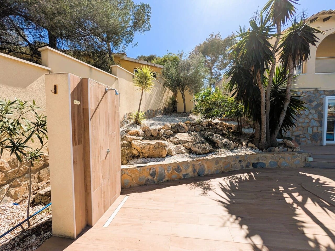 6 bedroom Villa for sale in Orihuela Costa - € 550,000 (Ref: 9481875)