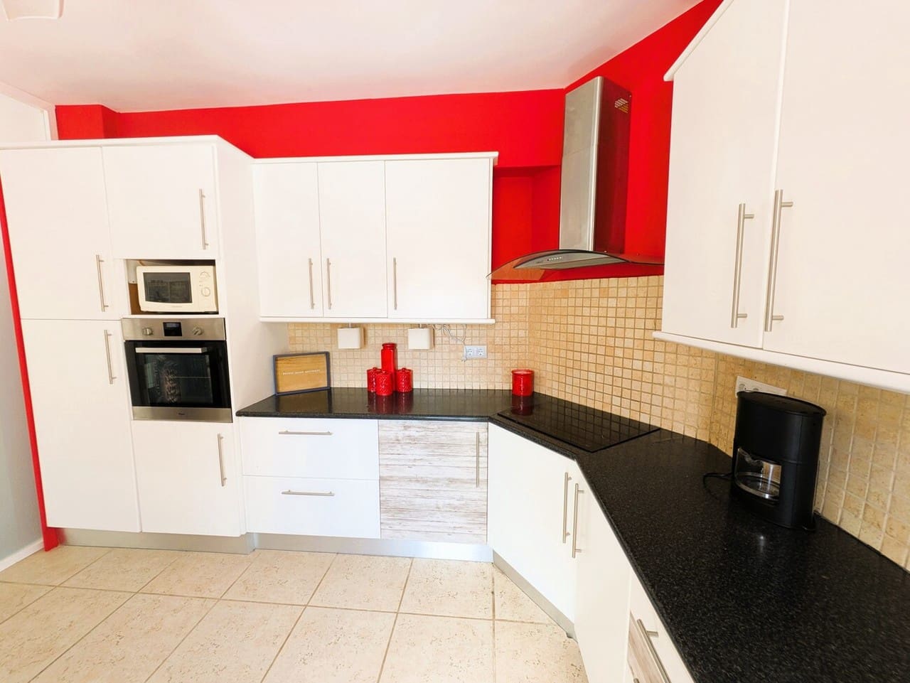 6 bedroom Villa for sale in Orihuela Costa - € 550,000 (Ref: 9481875)