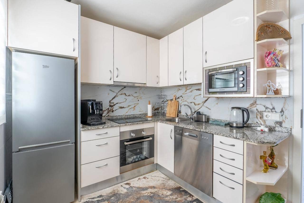 3 soverom Villa til salgs i Torrevieja med svømmebasseng - € 350 000 (Ref: 9483424)