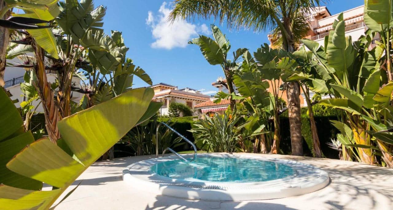 2 bedroom Penthouse for sale in Orihuela Costa with pool - € 265,000 (Ref: 9486665)