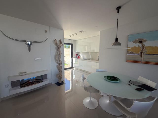 4 soverom Villa til salgs i San Miguel de Salinas med svømmebasseng - € 610 000 (Ref: 9486666)