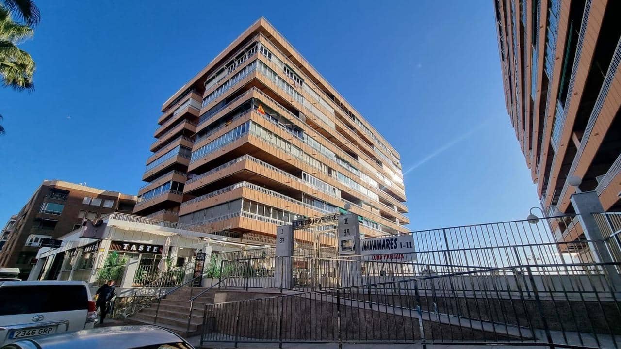 3 camera da letto Attico in vendita in Torrevieja con piscina - 330.000 € (Rif: 9488651)