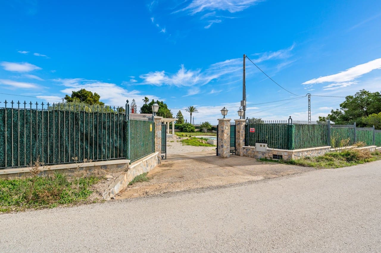 3 soverom Villa til salgs i Elche / Elx med svømmebasseng garasje - € 370 000 (Ref: 9494268)