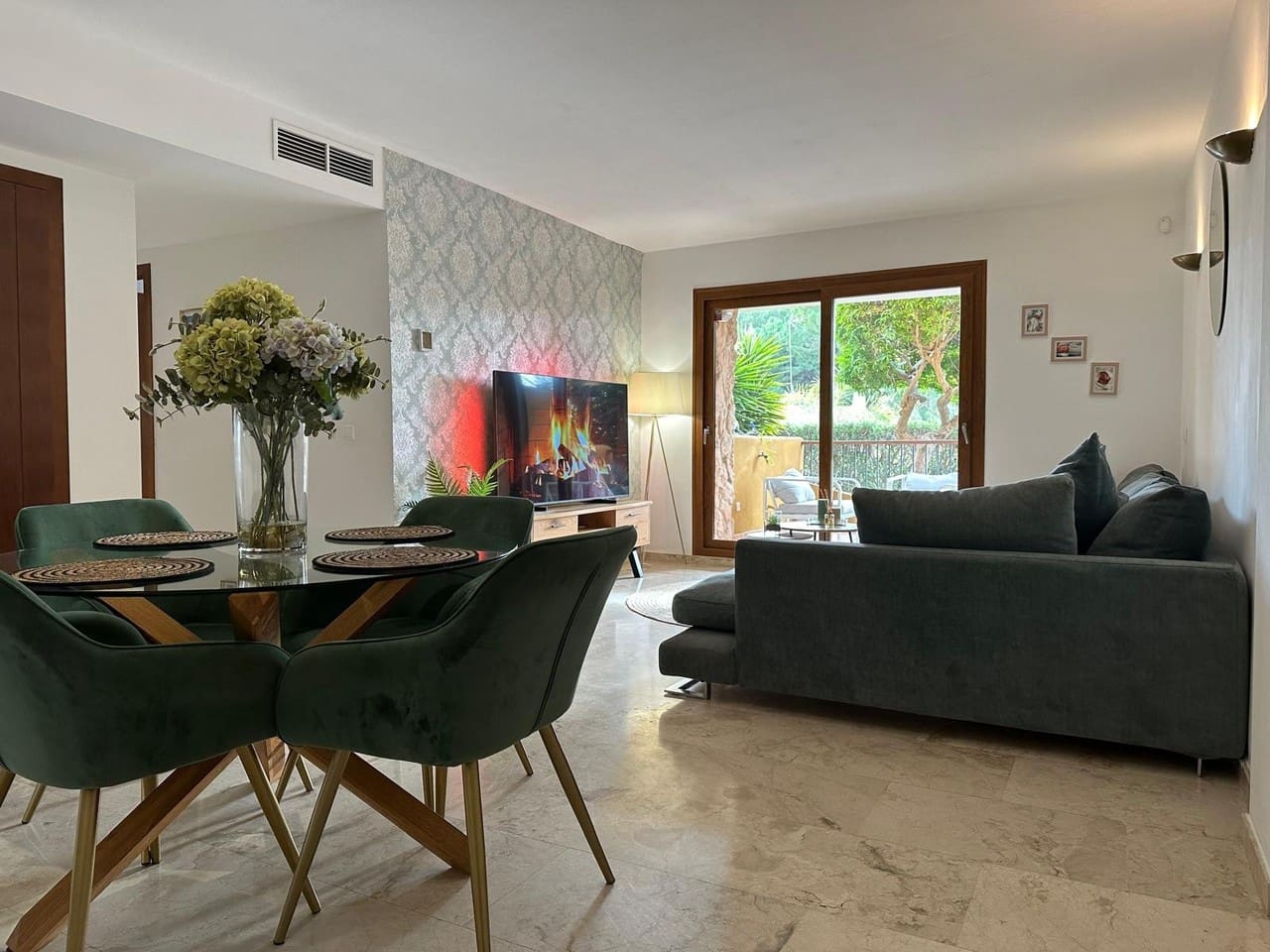 2 bedroom Apartment for sale in Orihuela Costa - € 289,995 (Ref: 9494274)