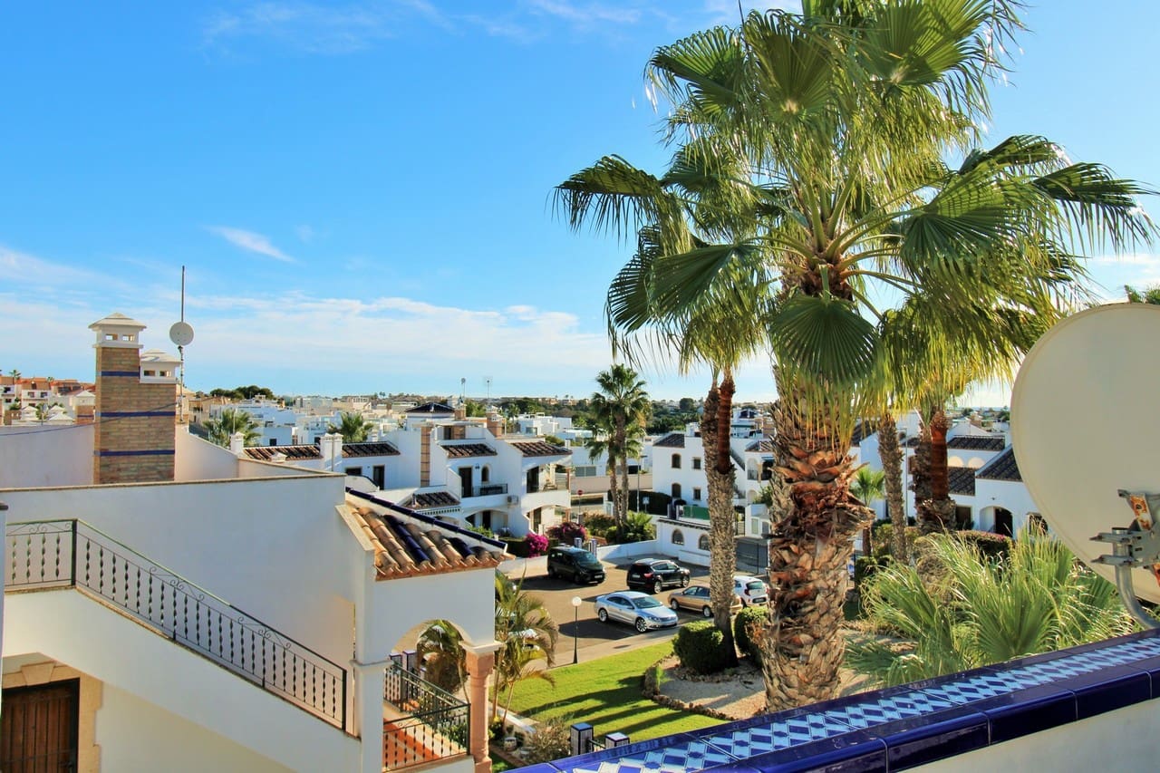 2 Zimmer Haus zu verkaufen in Villamartin mit Pool - 225.000 € (Ref: 9496810)