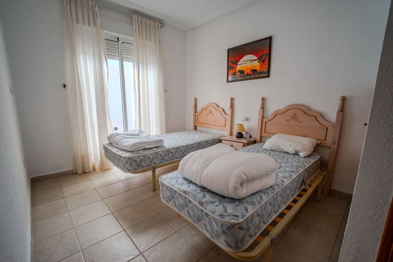 3 Zimmer Haus zu verkaufen in Villamartin mit Pool - 189.950 € (Ref: 9496814)