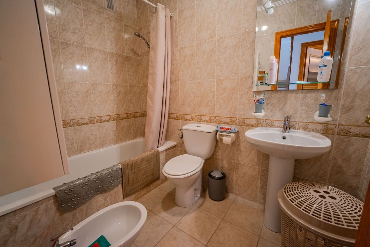 3 Zimmer Haus zu verkaufen in Villamartin mit Pool - 189.950 € (Ref: 9496814)