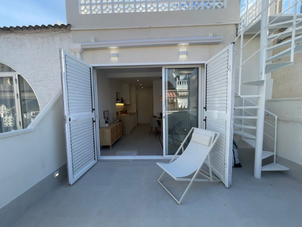 2 chambre Bungalow à vendre à Torrevieja - 149 000 € (Ref: 9498044)