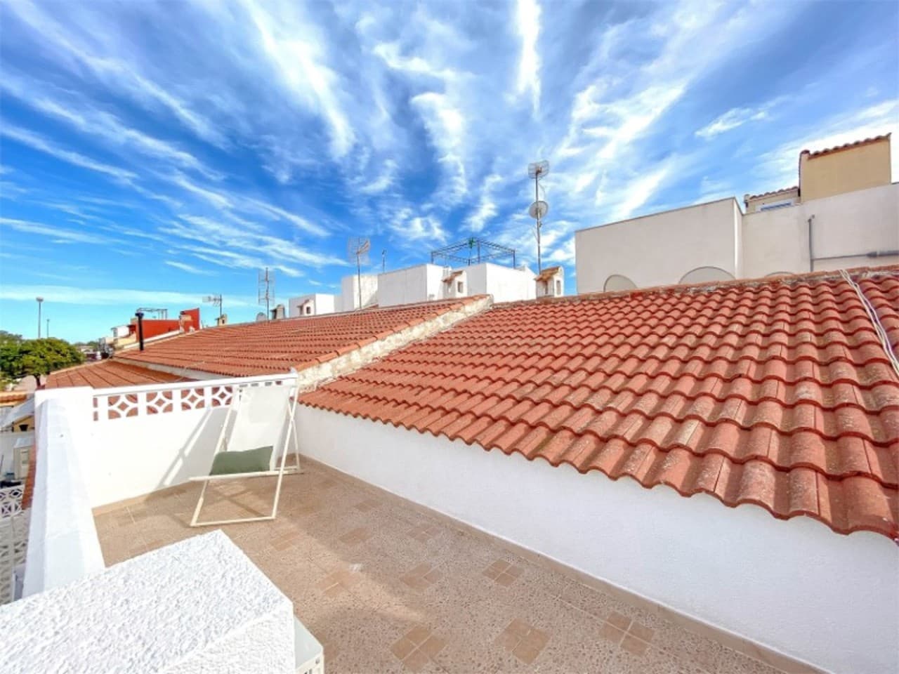 2 bedroom Bungalow for sale in Torrevieja - € 149,000 (Ref: 9498044)