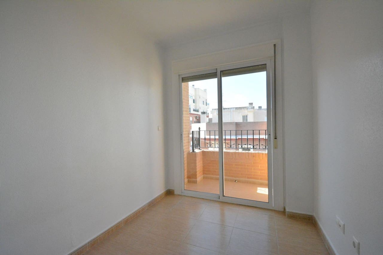 3 bedroom Penthouse for sale in Guardamar del Segura - € 243,500 (Ref: 9498046)