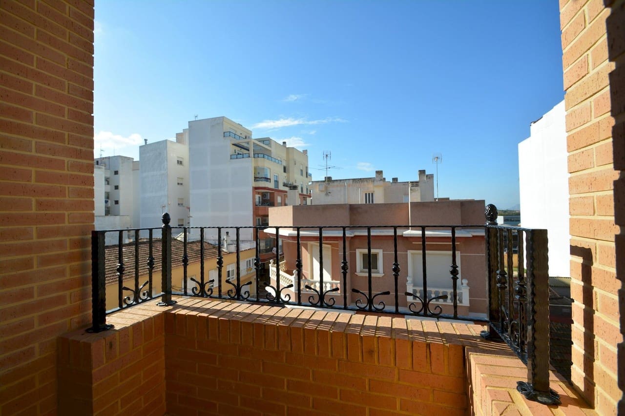 3 bedroom Penthouse for sale in Guardamar del Segura - € 243,500 (Ref: 9498046)