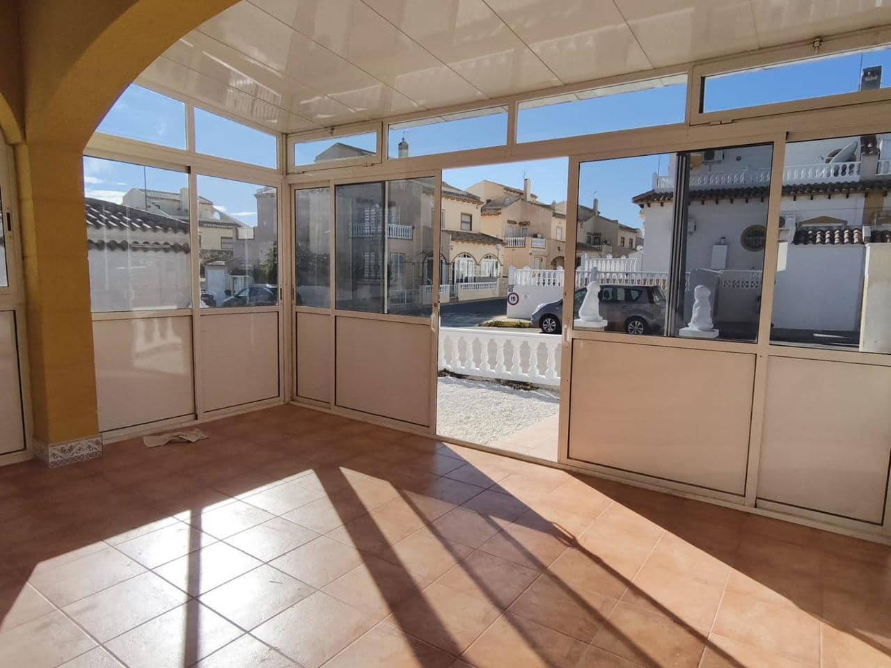 Casa de 3 habitaciones en Orihuela Costa en venta con piscina - 210.000 € (Ref: 9498047)