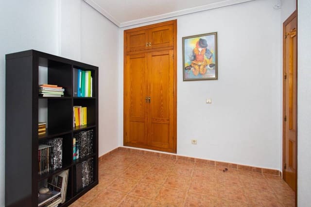 2 sovrum Bungalow till salu i Dehesa de Campoamor, Orihuela med pool - 188 700 € (Ref: 9499635)