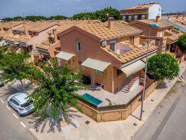 3 soveværelse Villa til salg i Torre de la Horadada, Pilar de la Horadada - € 445.000 (Ref: 9499637)