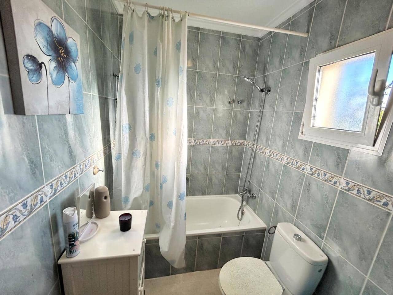 4 bedroom Townhouse for sale in Villamartin - € 249,900 (Ref: 9499638)