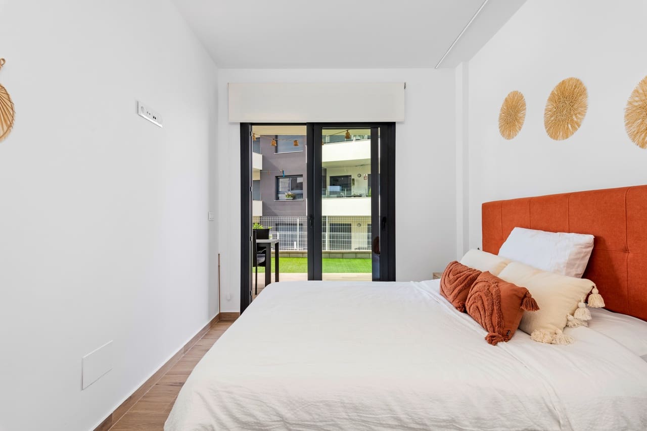 2 slaapkamer Appartement te koop in Villamartin met zwembad garage - € 228.995 (Ref: 9501838)