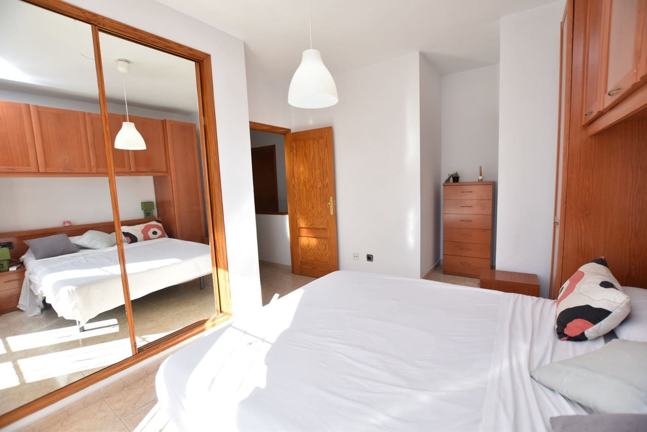 3 quarto Casa em Banda para venda em Orihuela Costa - 239 000 € (Ref: 9503830)