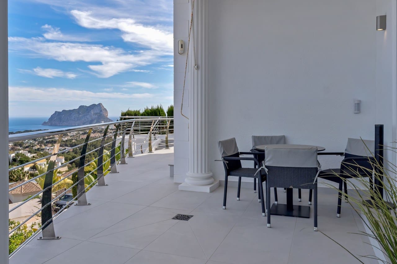 4 bedroom Villa for sale in Benissa with pool - € 1,800,000 (Ref: 9503838)