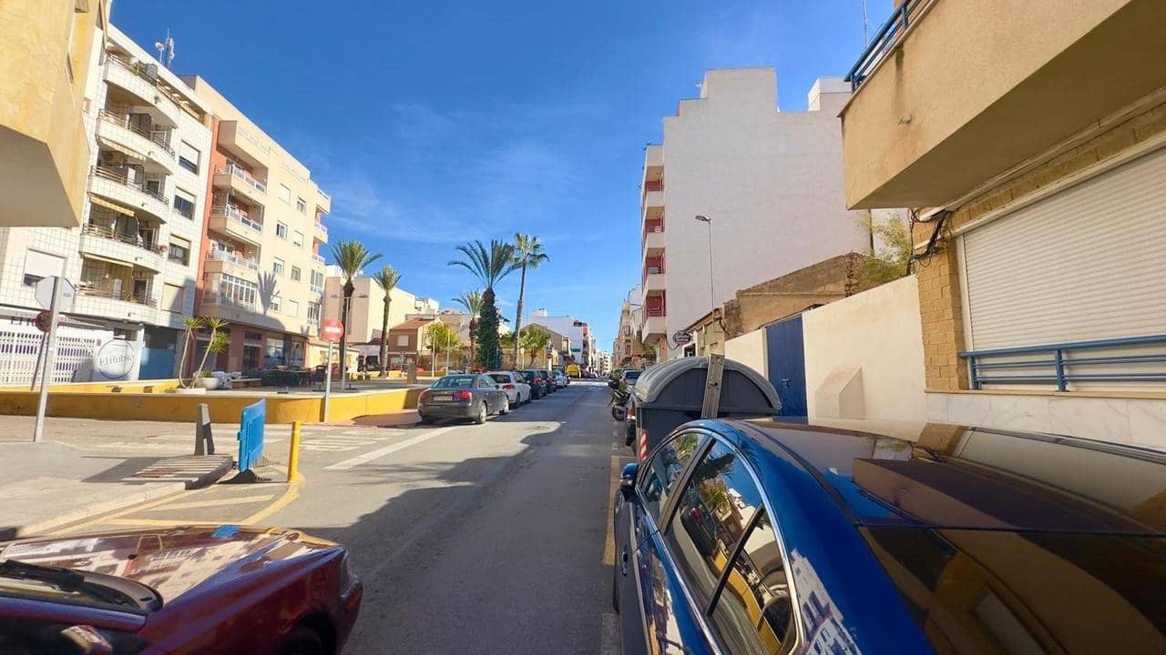 2 chambre Appartement à vendre à Torrevieja - 139 900 € (Ref: 9508360)