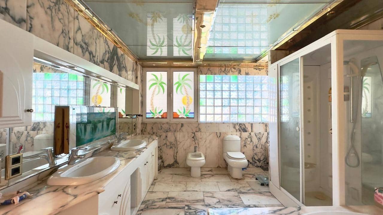 2 makuuhuone Kattohuoneisto myytävänä paikassa Torrevieja - 249 900 € (Ref: 9508361)