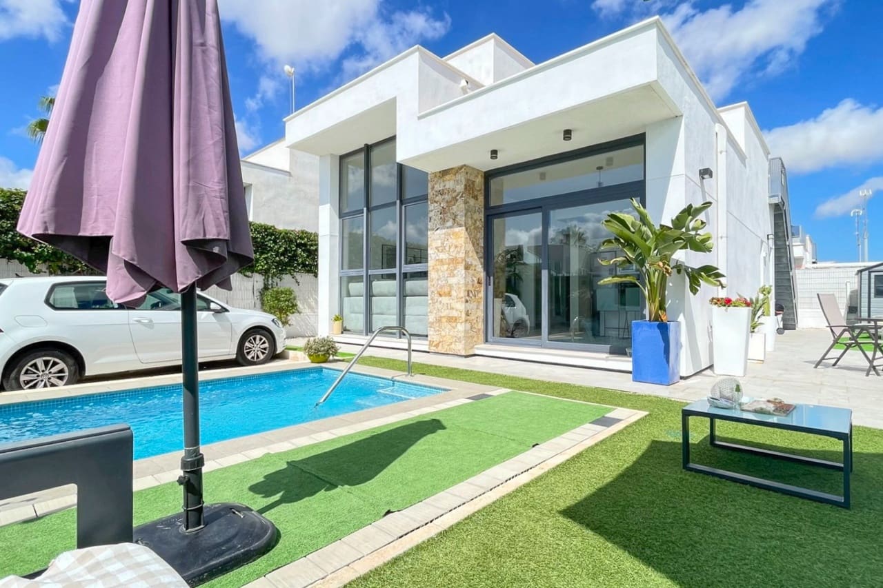 2 camera da letto Villa in vendita in Ciudad Quesada con piscina - 369.000 € (Rif: 9508369)
