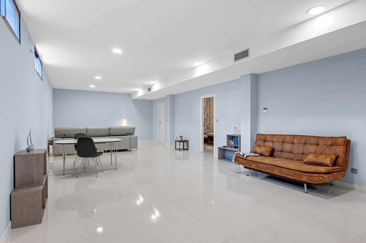 5 soveværelse Villa til salg i Villamartin - € 469.000 (Ref: 9508373)