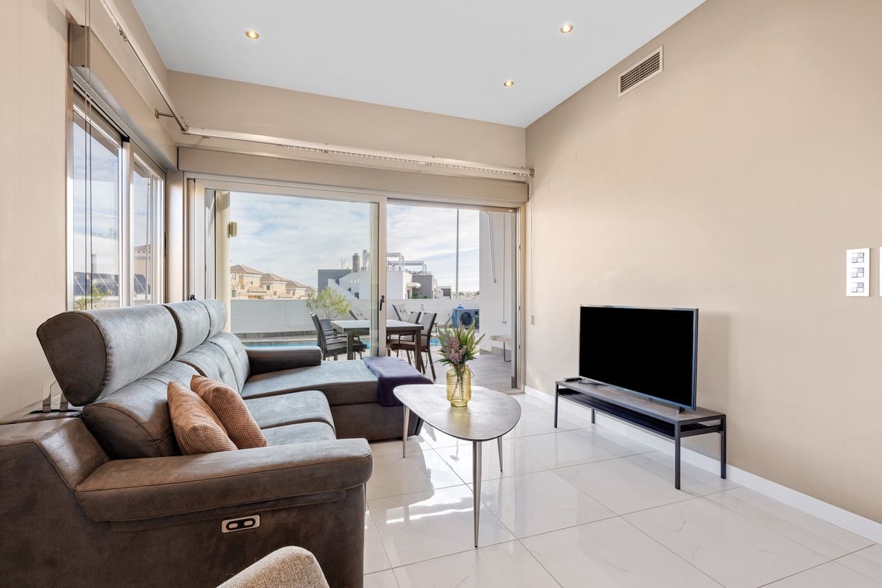 5 soveværelse Villa til salg i Villamartin - € 469.000 (Ref: 9508373)