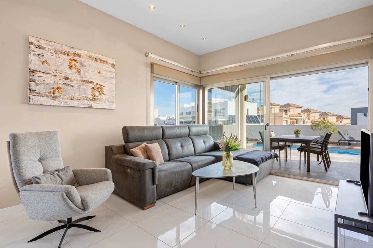 5 soveværelse Villa til salg i Villamartin - € 469.000 (Ref: 9508373)