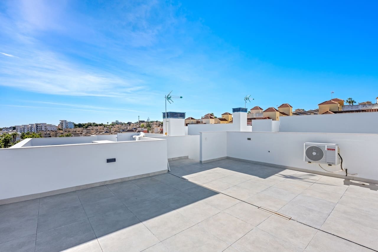 3 slaapkamer Villa te koop in Orihuela Costa - € 519.500 (Ref: 9508374)