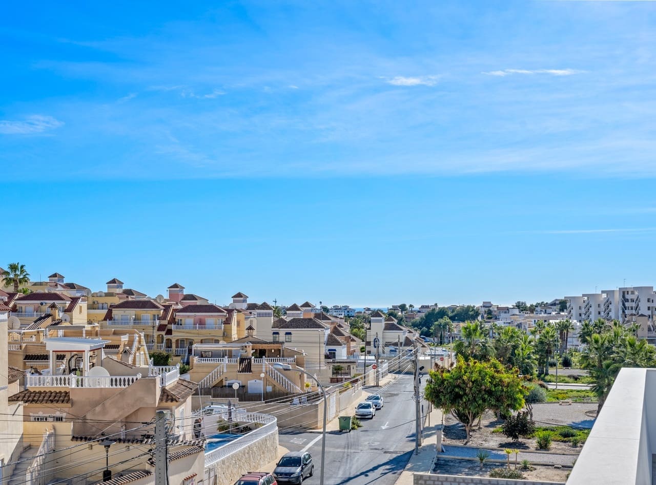 3 slaapkamer Villa te koop in Orihuela Costa - € 519.500 (Ref: 9508374)