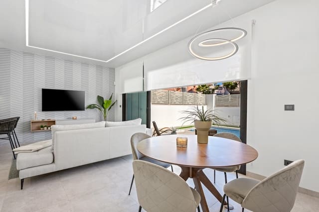 3 bedroom Villa for sale in Dehesa de Campoamor, Orihuela with pool garage - € 475,000 (Ref: 9508374)
