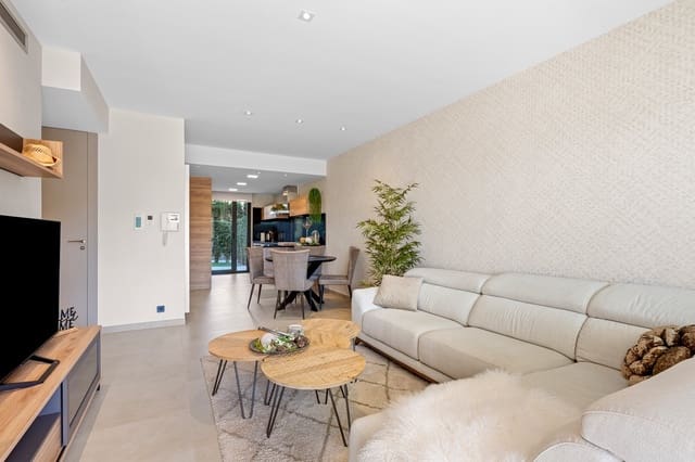 Apartamento de 2 habitaciones en Dehesa de Campoamor, Orihuela en venta - 369.000 € (Ref: 9508376)