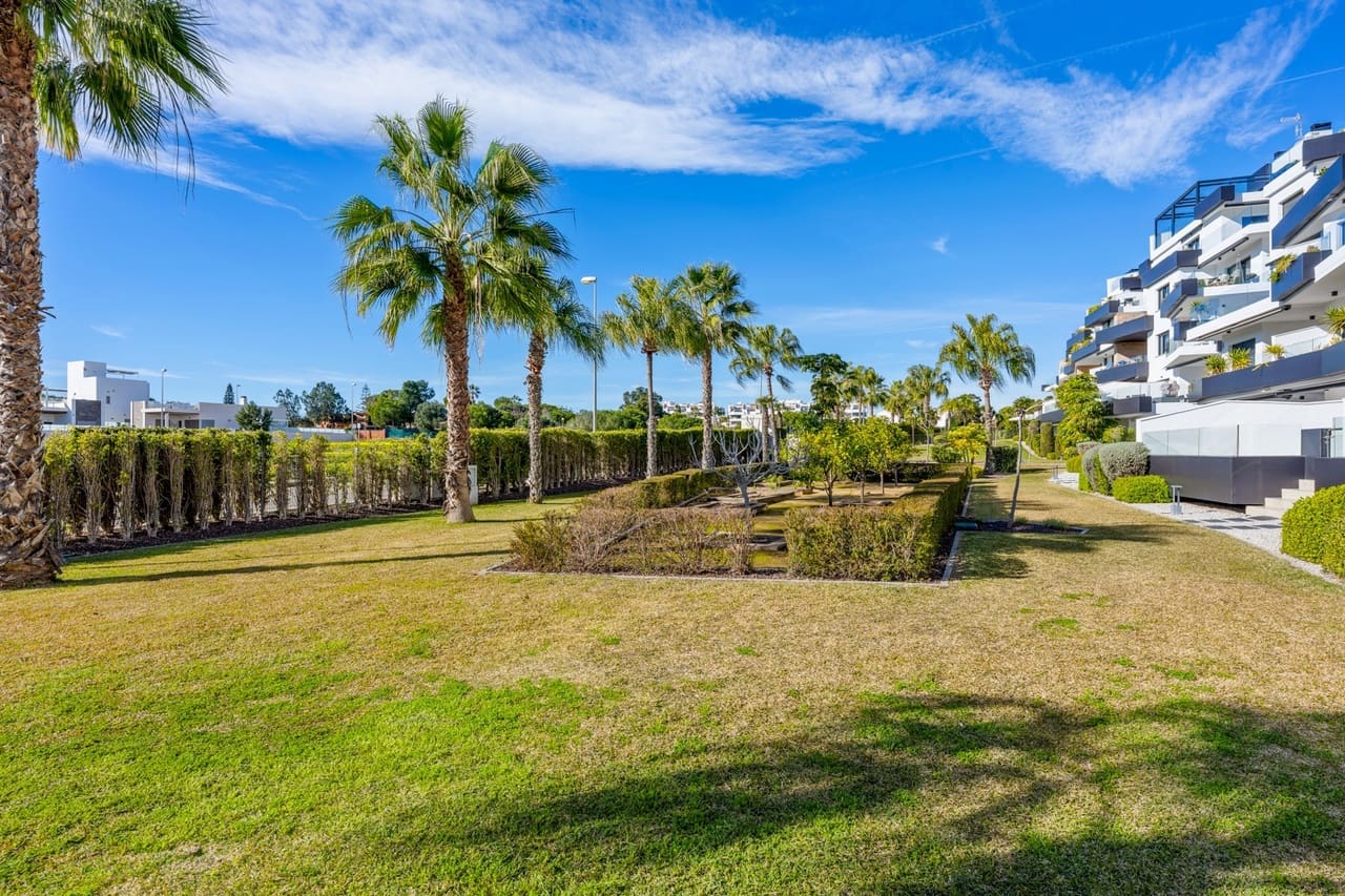 2 bedroom Apartment for sale in Orihuela Costa - € 369,000 (Ref: 9508376)