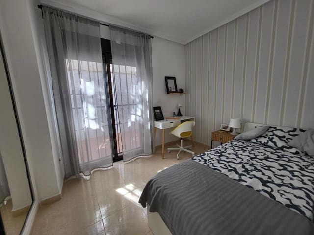 3 bedroom Townhouse for sale in Villamartin, Orihuela - € 229,000 (Ref: 9508378)